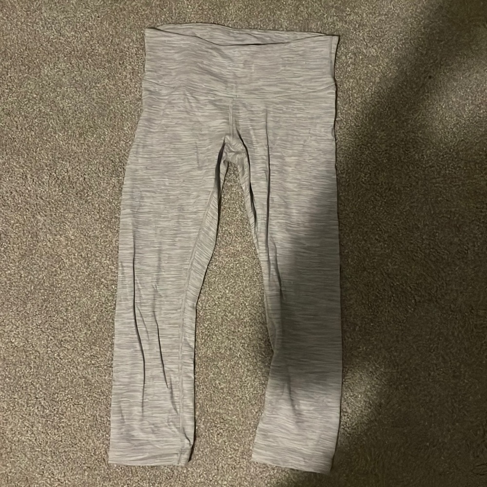 Lululemon Align capris 19’